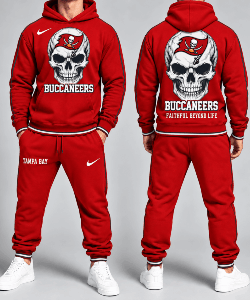 Tampa Bay Buccaneers NFL Skull Legacy Tracksuit Set